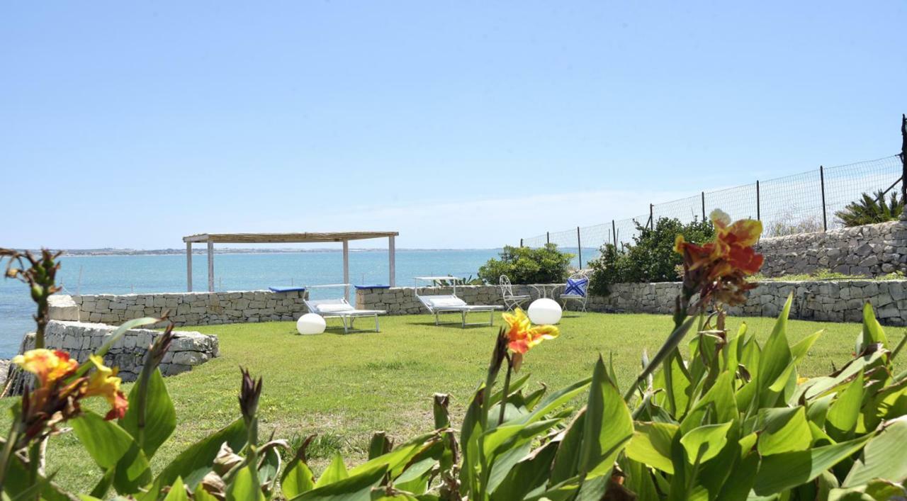 Ferienwohnung Casa Con Accesso Al Mare Santa Maria Del Focallo Exterior foto